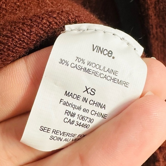 Vince Sweater Designer Brown Wool Cashmere Flowy V-Nexk Minimalist Extra Small - Picture 7 of 8